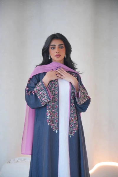 Linen abaya in navy blue with embroidery C:IB292